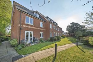 Photo 11- click for photo gallery